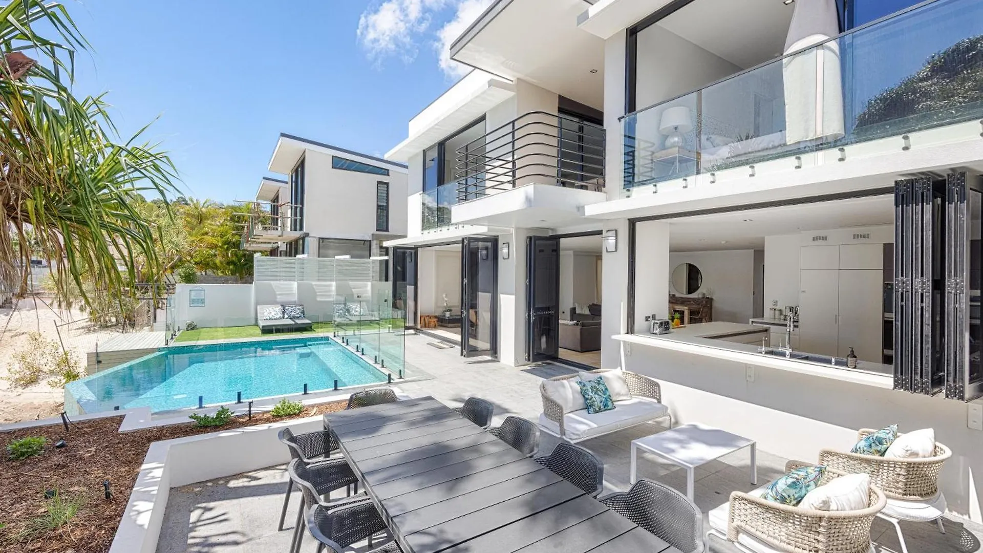 Holiday home Callula , River Paradise With Private Pool Noosa Heads Australia